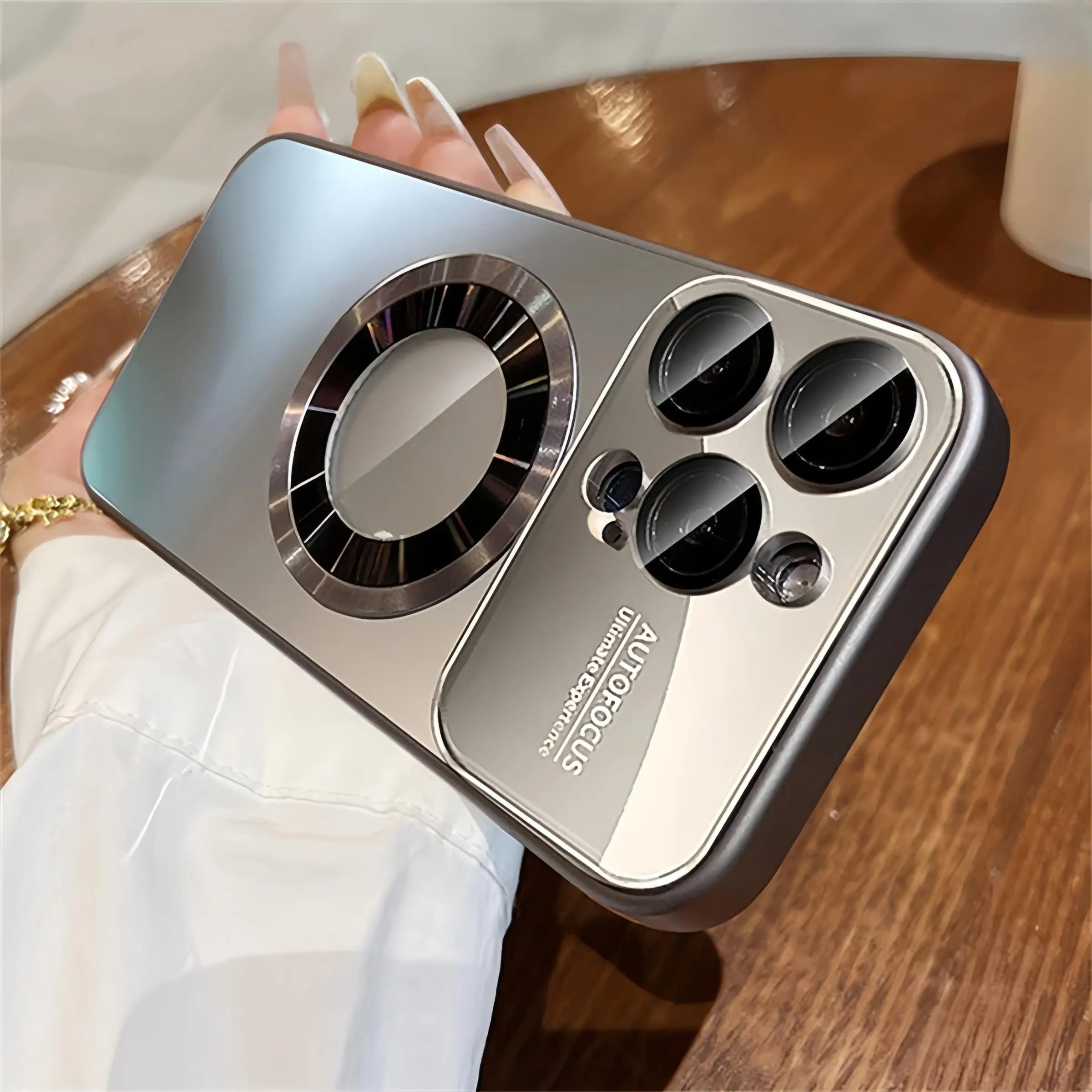 Metallic Matte Magnetic Charging Phone Case, 1 Count Shockproof Phone Protective Cover, Phone Accessories Compatible with iPhone 15 14 13 12 Pro Max P