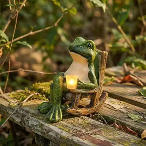 Solar Garden Frog Statue (with LED Light) — Creative Garden Decor: Charges by Day, Lights Up at Night; Ideal Outdoor Decorative Lighting for Gardens, Courtyards, Lawns, and Patios.