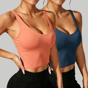 Women’s 2-pack solid color cropped sports tops featuring a U-shaped back design—sexy, stylish tank tops suitable for everyday minimalist wear and light exercise.