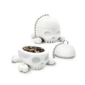 Skull & Crossbones Tea Strainer