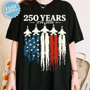Vintage Unisex 250 Years American Freedom T-Shirt for Camp, Dad & Granddad – Patriotic Jet Fighter 1776–2026 Independence Graphic Tee