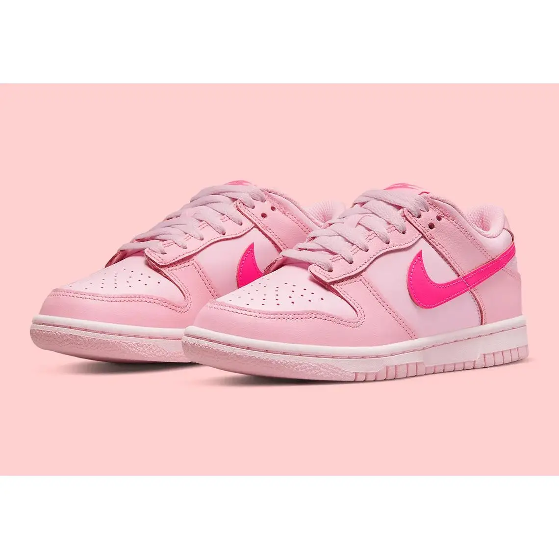 Women/GS Nike Dunk Low "Triple Pink" DH9765-600 Fashion Athletic Sneaker Women/GS Nike Dunk Low "Triple Pink" DH9765-600 Fashion Athletic Sneaker