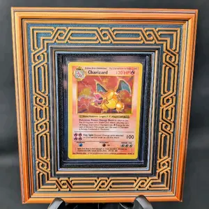 Trading Card Picture Frame (fits Ultra Pro Toploader) Gorgeous Modern Display for Pomemon & Magic the Gathering TCG MtG for Wall Hanging Swag standard size Clear Matte Dragon Gold Voltempest Zeus Pokemon Red John Cheung's Black Toploader regular card Pris