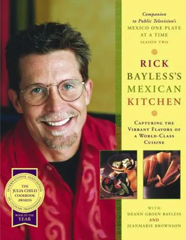 Used Mexican Cookbook - Rick Bayless's Mexican Kitchen: Capturing the Vibrant Flavors of a World-Class Cuisine (Hard Cover, Award-Winning, 2.34 lbs, English) for Home Cooking