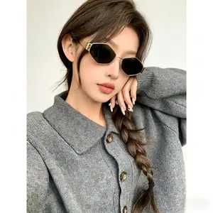1 Pair Men's Metal Polygon Frame Glasses, Avant-Garde Geometric Eyewear, Personalized Compact Fashion Shades, Versatile Casual Accessories for Daily Commute and Street Photography