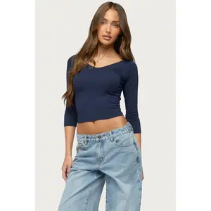 Cecilie Quarter Sleeve V Neck Top