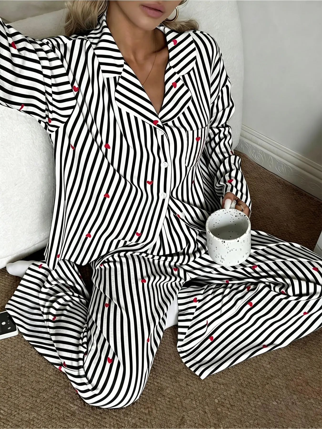 Ladies loose and comfortable breathable casual Striped Loungewear long sleeves + trousers home cute pajama set Nightwear Sleepwear Pyjamas Homewear Womenswear