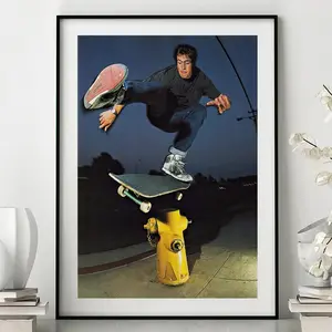 1pc Frameless Skateboarding Youth Canvas Art Print - Modern Vertical Wall Decor, High-Quality Vibrant Action-Packed Skateboarder Mid-Air Trick Poster for Living Room, Bedroom, Home Office - Indoor/Outdoor Durable Canvas Painting