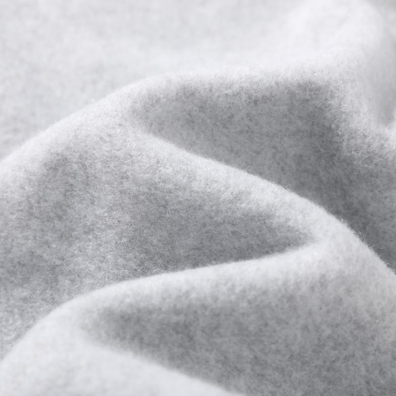 Men’s solid-color two-piece athletic tracksuit set featuring a regular fit: a casual off-shoulder half-zip hooded sweatshirt and drawstring jogger pants with pockets. Fleece lining for warmth, suitable for autumn and winter, ideal for everyday wear and wo