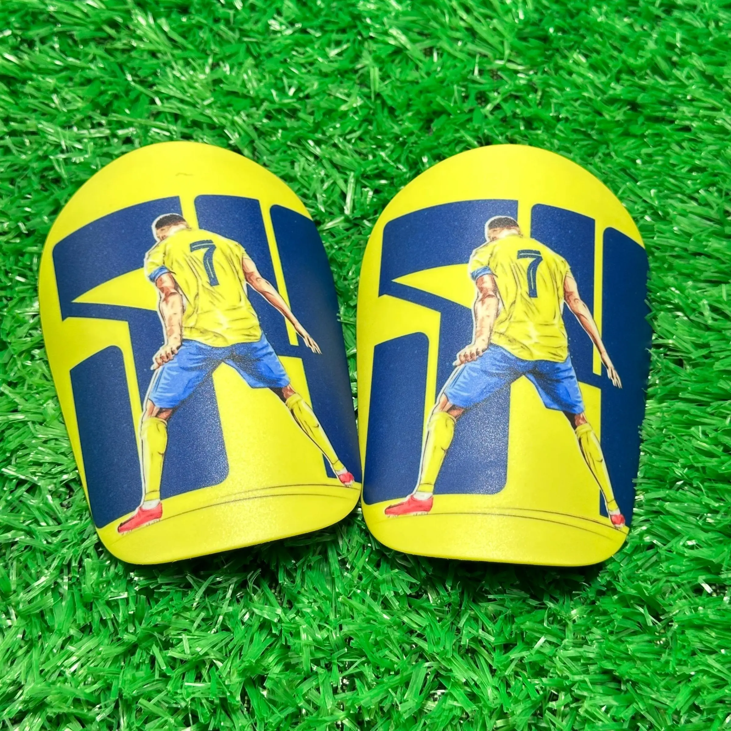 Football Shin Guard, 1 Pair Anti-collision Slip Resistant Shin Guard, Football Leg Protector, Football Accessories, Soccer Accessories, Football Equipment, Soccer Gear for Men & Women