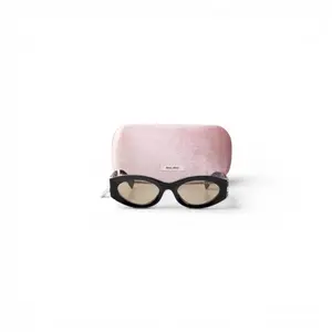 Pre-owned E26031831 Miu Miu Sunglasses Black