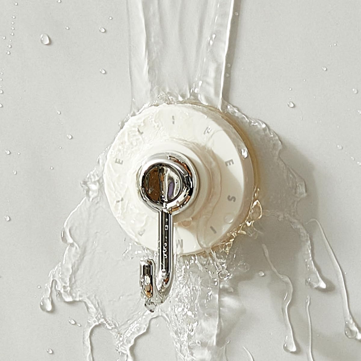 2 Pack Heavy Duty Vacuum Suction Cup Hooks Waterproof Reusable Removable No Drill No Residue Adjustable for Bathroom Kitchen Shower Glass Tile Wall Hanging Multi Color