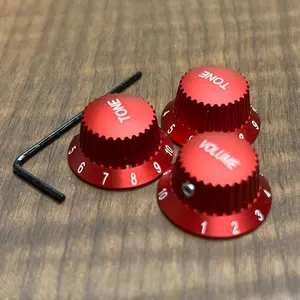 Warmtone CG Anodized Aluminum Strat Knob Set “Candy Red”