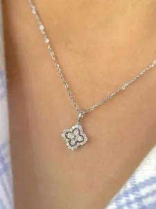 1 PC Elegant Cubic Zirconia Flower Necklace Pendant For Women Valentine's Day Gift Wedding Jewelry Exquisite Chain Jewelry