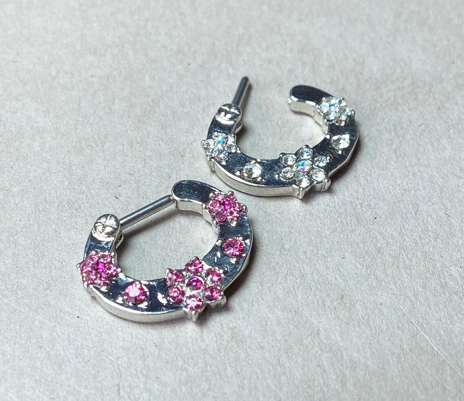 1pc Flower Paved Gems Septum Clicker Ring 316L Surgical Steel 16 gauge