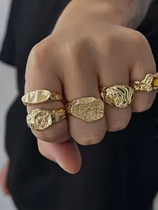 Men's Punk Style Metal Ring Set, 5-Piece Textured Alloy Rings, Hip Hop Fashion Jewelry for All Seasons, Unique Personalized Design, Statement Rings