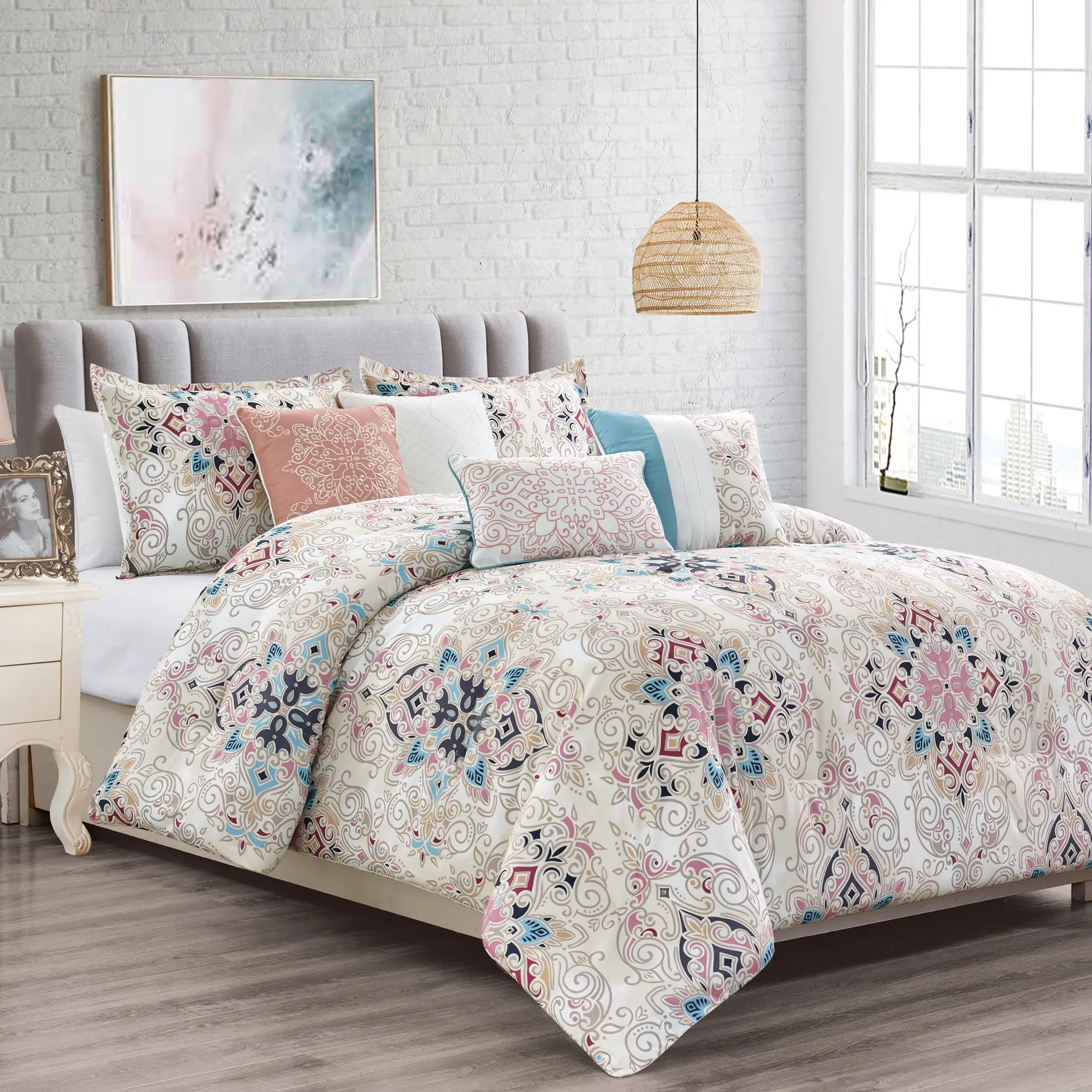 Luxury Boho Floral Comforter Set 7-Piece | Aesthetic Pink & Teal Pattern | Lightweight & Soft