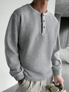 1 Piece Minimalist Henley Shirt for Men, Breathable and Comfortable Loungewear Style with Three Buttons for Relaxation and Light Work