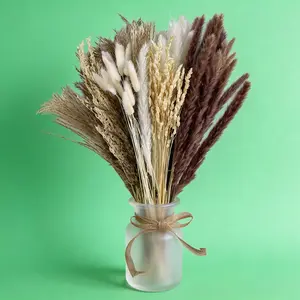 Table Centerpiece Win: Dried Pampas Grass