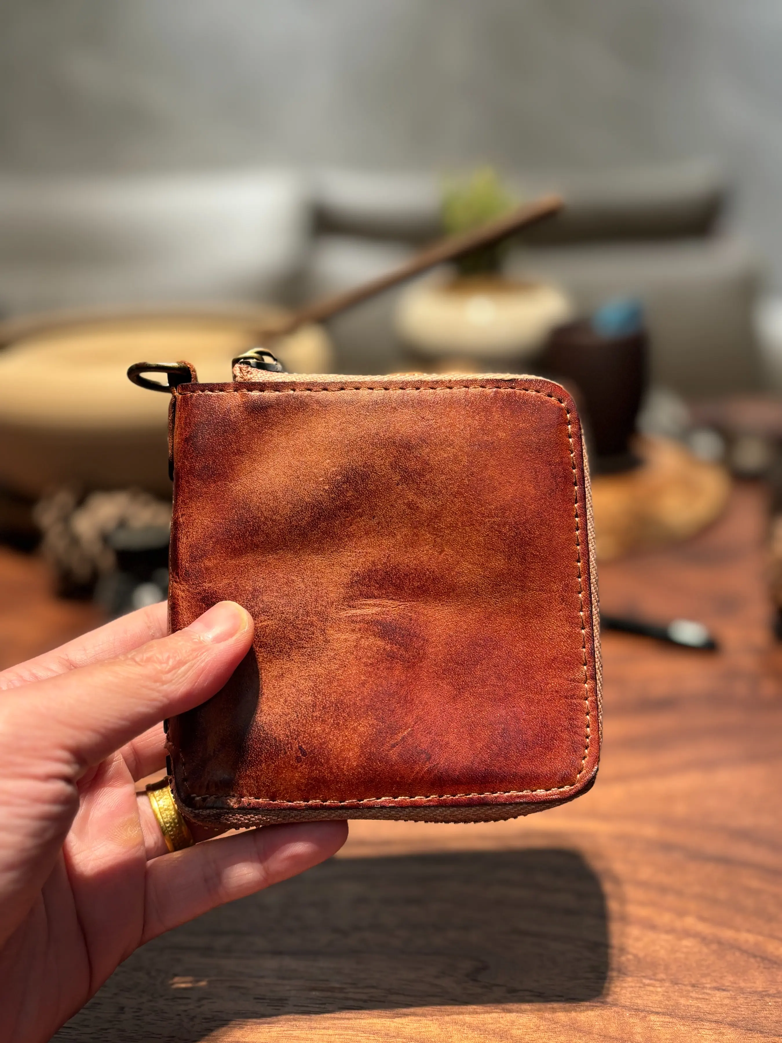 Vintage Japanese Short Leather Cowhide Wallet in Full Grain Tanned Leather, Handmade Retro Design for Men & Women, Perfect Gift for Valentine's Day, Genuine Leather Wallet, Exquisite Wallet
