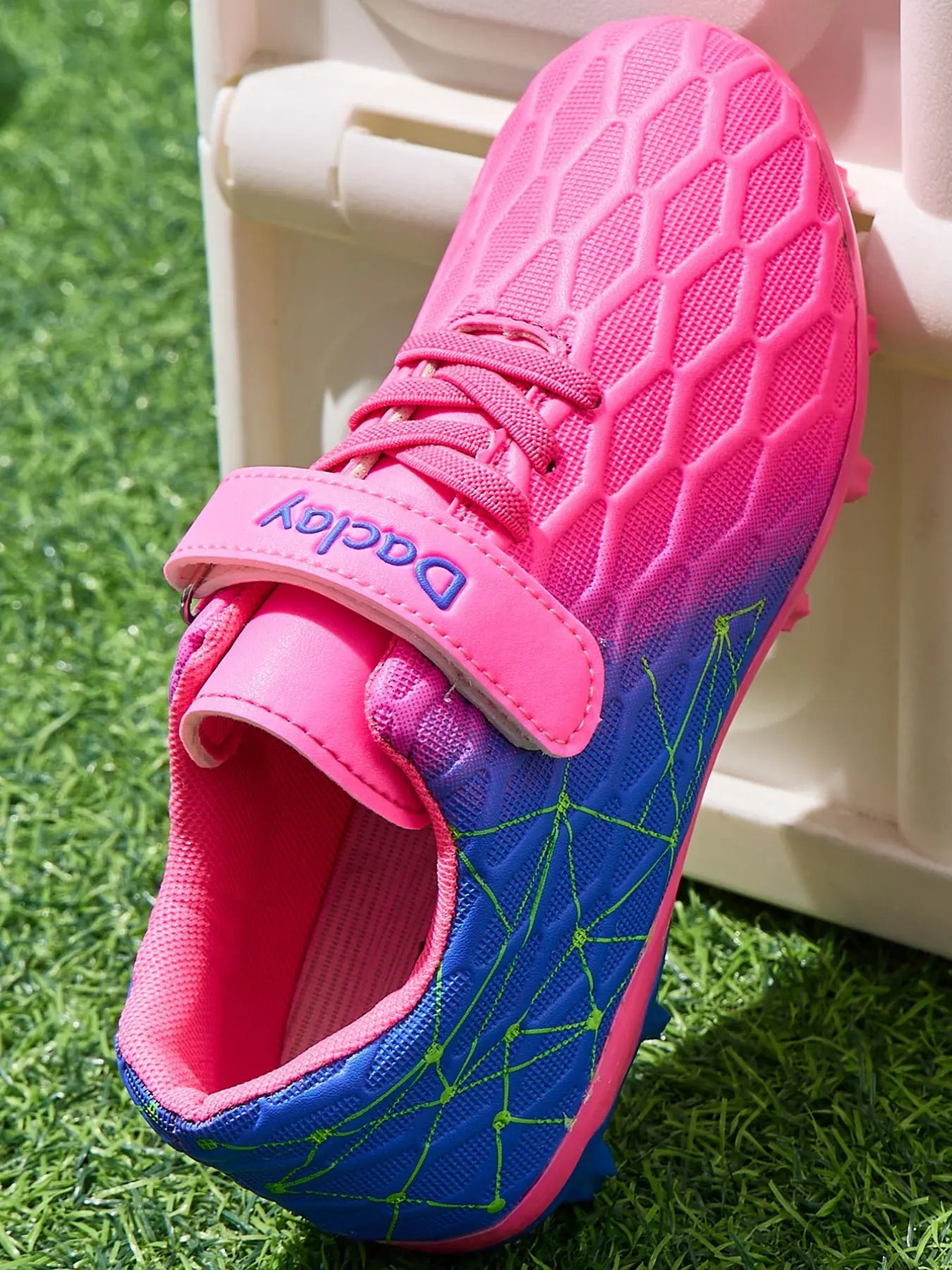 Boys' Outdoor Casual Shoes, Kids' Sports Shoes, Girls' Running Shoes, Boys' and Girls' Soccer Shoes, Colorblock Shoes, Sporty Shoes, Comfortable and Durable