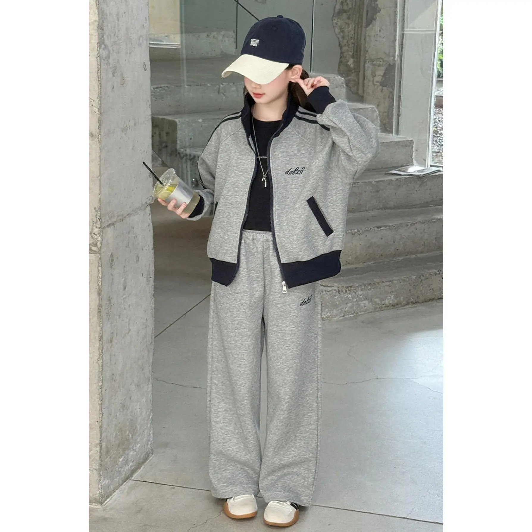 Girls Fashion Casual Gray-Black Tracksuit Set (2pcs)- Youngsters Clothes Girls, Girls Outfit Sets |     Teen Girl Clothes, Fall Outfits for Girls, New Year Giftteen Girl Clothes, Perfect for Outdoor, for Teenager