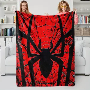 Spider-Man Themed Bedding Set Featuring a Soft and Cozy Flannel Blanket, Perfect for Spider-Man Fans, Teenagers, or those who Enjoy Anime and Gaming. Suitable for All Seasons.