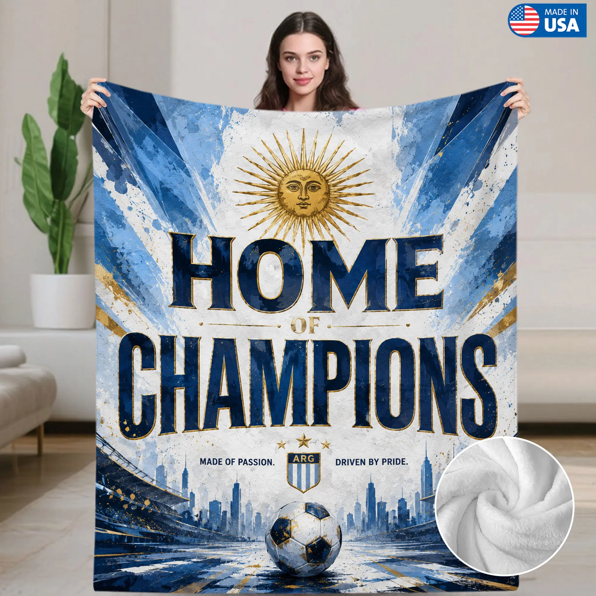 Blue & White Sun Totem Thick Flannel Throw Blanket - Vintage Art Style, Cozy Bedding for Home Leisure, Ideal for Room Decor