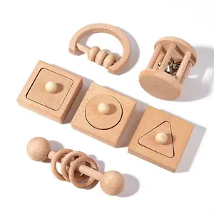 Wooden Six-Piece Montessori Sensory Touch Baby Soothing Animal Rattle Teething Stick, Dental Exercise Grasping Parent-Child Toy