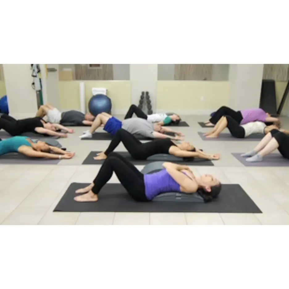 Video full body STRETCH class with (gentle) Alexandra (29 minutes)