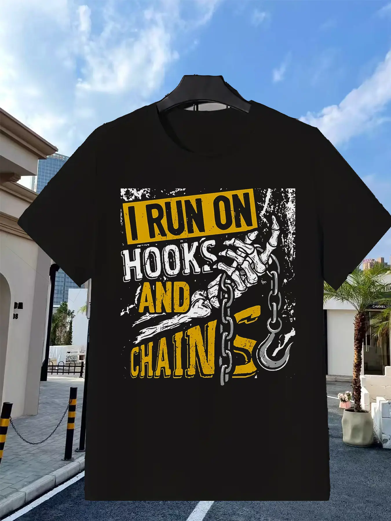 1pc Men's Heavy-Duty Tow Truck Driver Shirt with Towing Logo Print - Retro Crew Neck Short Sleeve Top, Drop Shoulder for Towing Professionals & Casual Wear - All-Season Machine Washable Apparel