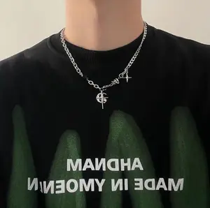 Hypoallergenic Titanium Steel Necklace with Black Sapphire StarPendant Hip-Hop Street Style Clavicle Chain for Men Unique High-End Design latinaaccessories  Effortlessly Effortlessly