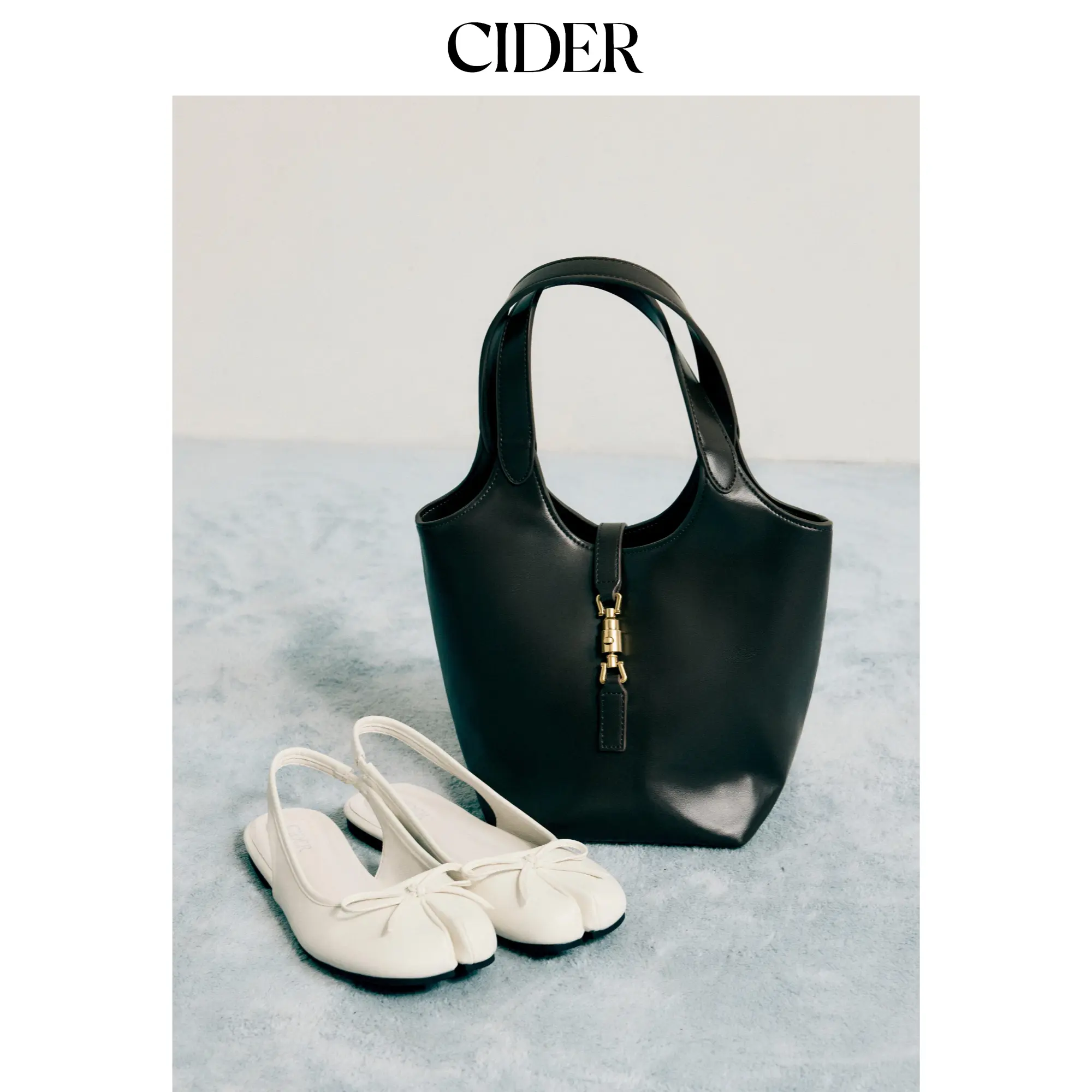 Cider BOWKNOT DECOR SPLIT TOE SLINGBACK FLATS
