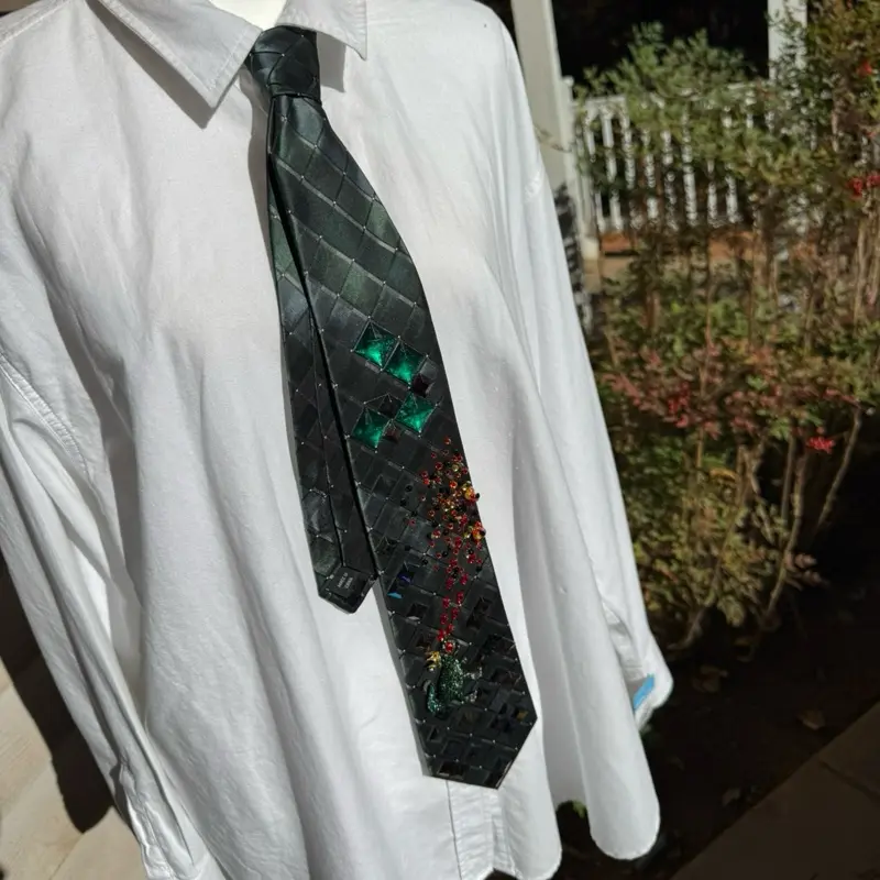 Green Laser Eye Trex Attacking Tie