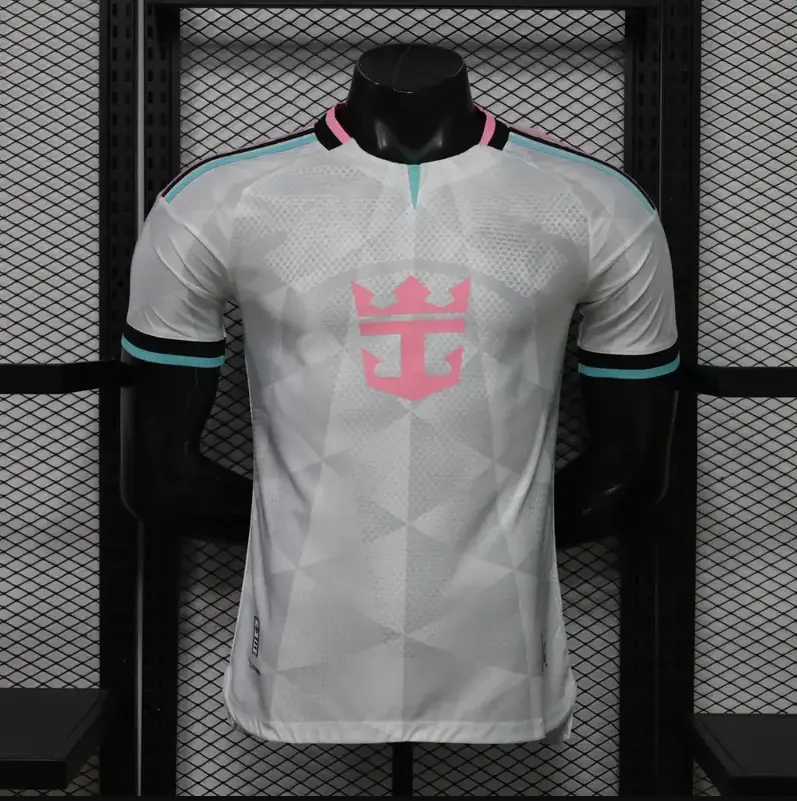 Men's Pink Football Jersey – Modern Short-Sleeve Soccer Shirt, Lightweight Athletic Top for Football Practice, Game Day, Workout Sessions & Everyday Sporty Streetwear