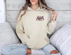 Embroidered Cute Cartoon Penguins Sweatshirt Penguin Lover Gift Cozy Winter Jumper Penguin Apparel Embroidery Crewneck Sweater Arctic Animal