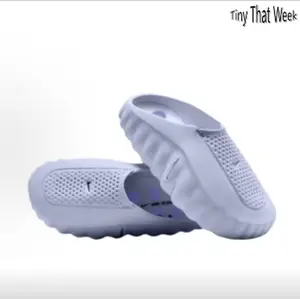 Lavender Recovery Slides with Purple Massage Nodes – Soft EVA Foam, Ventilated Perforated Upper & Non-Slip Textured Sole, Cozy Post-Workout Footwear for Home & Gym Relaxation