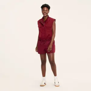 Women's High-Rise Woven Tech Cargo Shorts - Woolrich Maroon XXS Women's High-Rise Woven Tech Cargo Shorts - Woolrich Maroon XXS