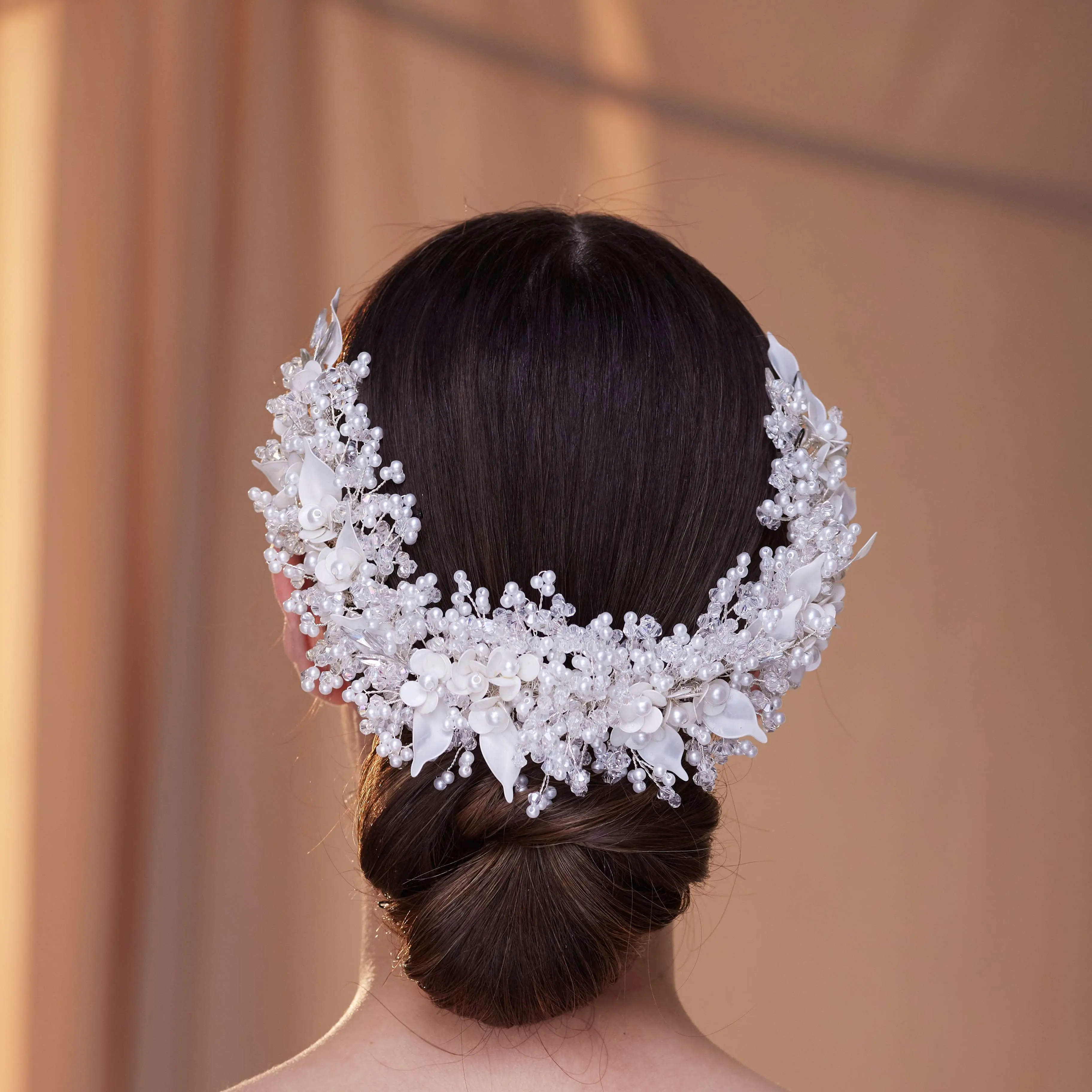 Exquisite Bridal Headpiece with Resin Flowers, Pearls, and Crystal Beads