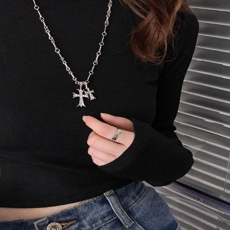 Women's Double Cross Necklace - Chain Design Dainty Fashion Jewelry, Elegant Spiritual Faith Religious Accessory, Ideal for Christmas, Anniversary Gifts, Chain Necklace, Cross Necklaces