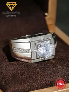 1Pc Fashionable S925 Sterling Silver 1ct Advanced Synthetic Moissanite Engagement Wedding Men's Radiant Rectangle Rings Anniversary Wedding Band For Men Fine Jewelry Gift Solitaire Engagement Ring