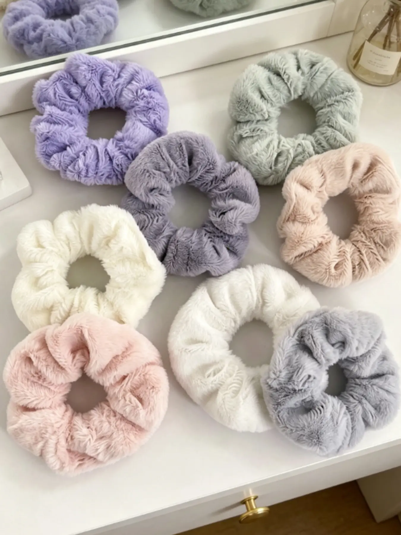 Scrunchies Fluffy Bobbles Hair Elastic Ponytail Holder  Random Colors Free Gift Versatile Everyday Use Hair Accessories