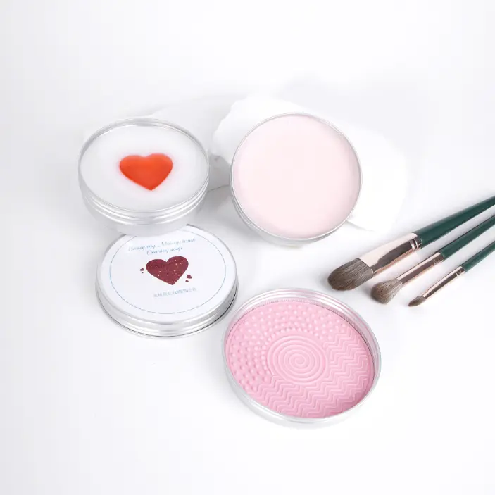 Solid Makeup Brush Cleaner Soap with Silicone Pad, Deep Cleansing Formula for Cosmetic Brushes and Sponges, Vegan & Cruelty-Free Beauty Product, 3.52 oz, Beauty Products, Makeup Brush Cleaners