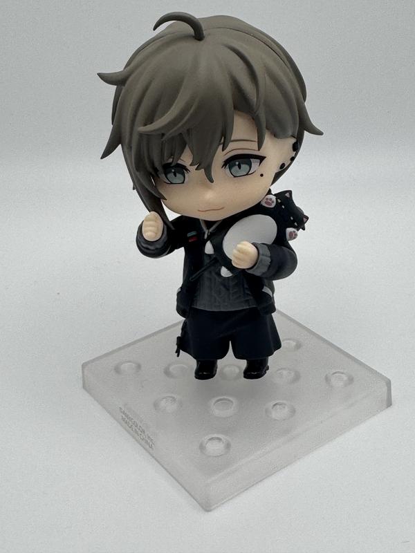 Good Smile Company Kanae Nendoroid 1848 - Nijisanji Art Toy Figure with 3 Face Plates Cat Cushion & Game Console 10 cm Authentic Collectible