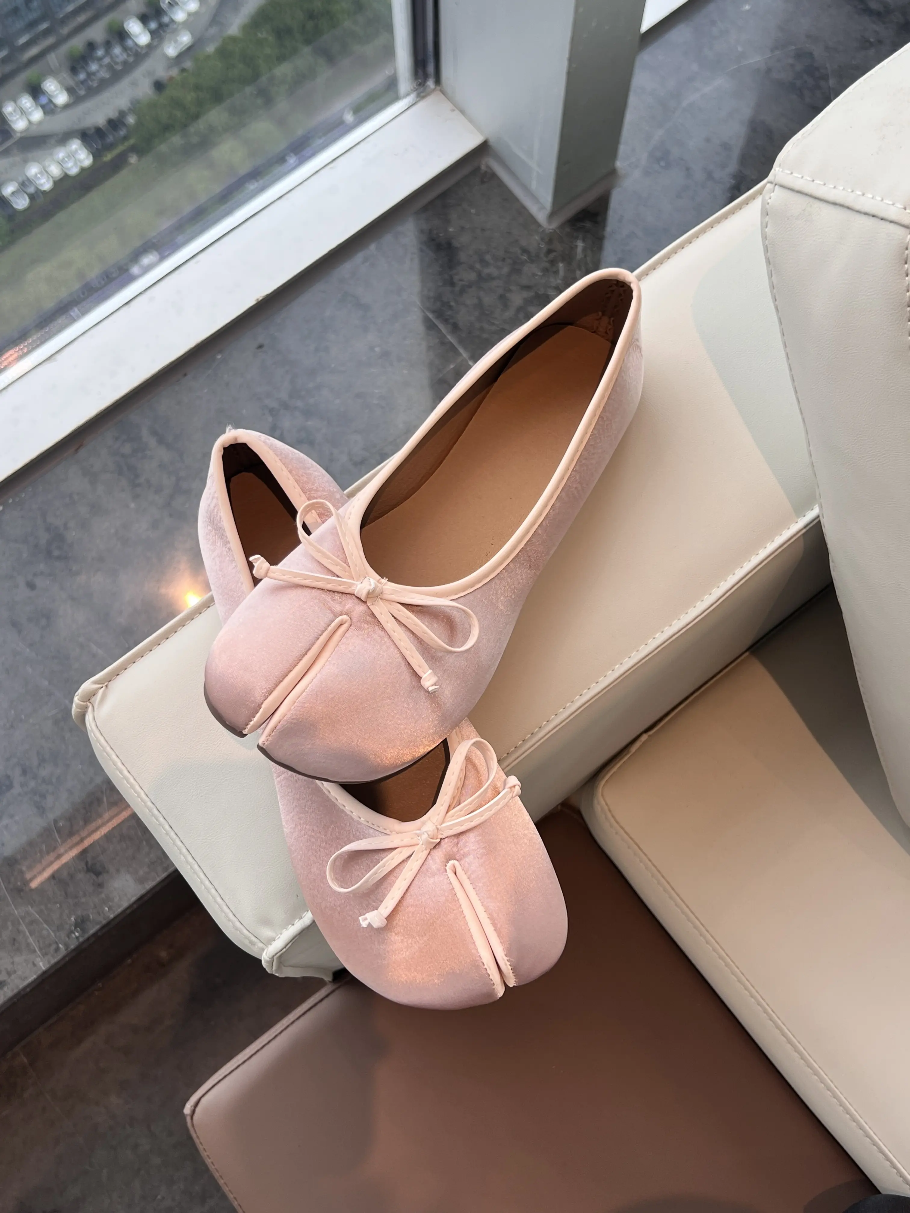 Women's Round Toe Satin Ballet Flats with Bow, Comfortable Slip-On Fit Shoes for Everyday Casual Wear and Travel, Ladies Casual Wear
