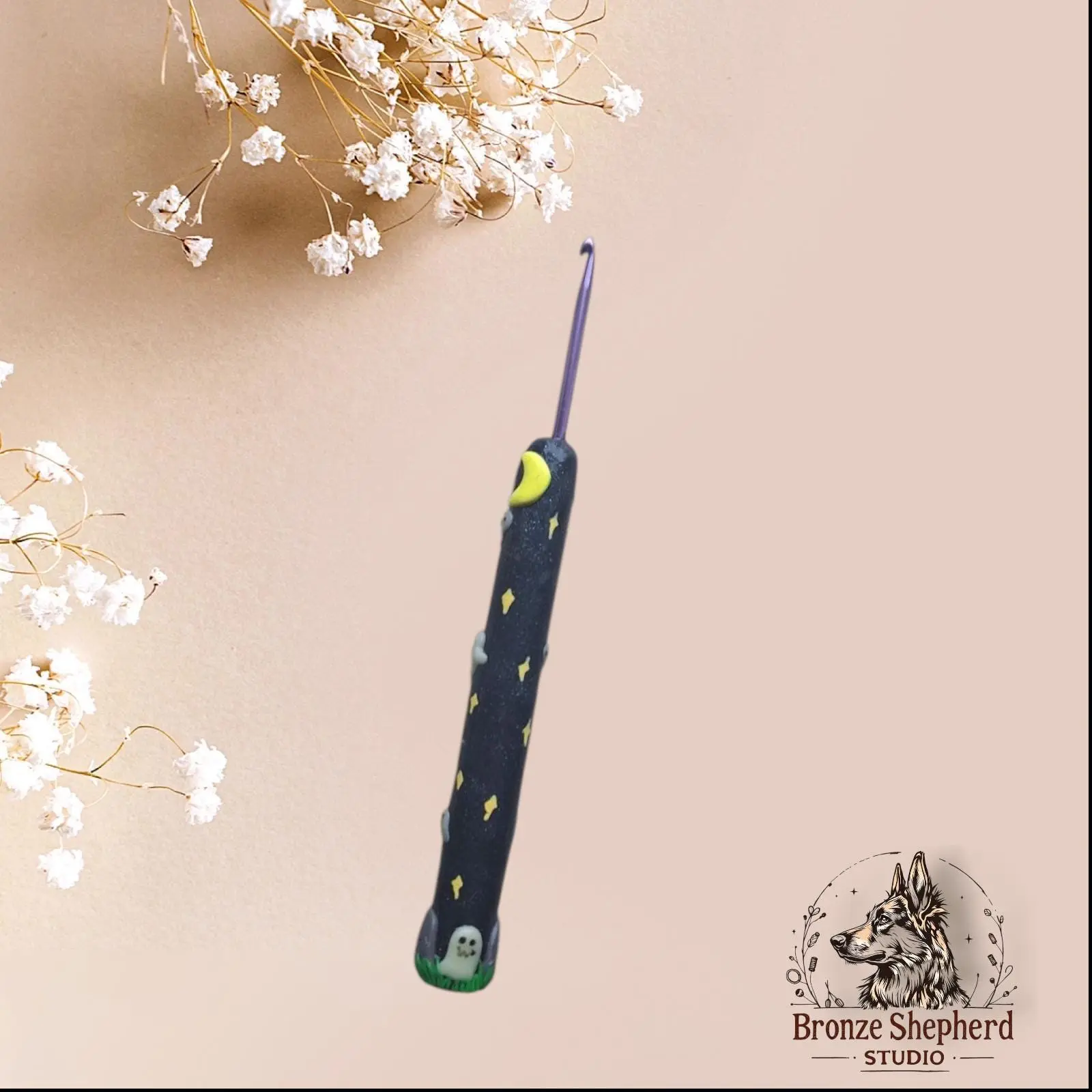 Polymer clay ghost graveyard crochet hook / halloween holiday crochet hook / clay fall ghost night sky crochet hook knitting accessory