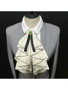 New European and American retro patterned bib collar, can be paired with shirt false collars, versatile for stage performances and fashion.