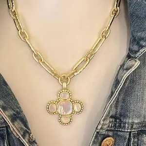 14K Gold Plated Matte Mother of Pearl Quatrefoil Pendant Chunky Toggle Necklace for Women Elegant Versatile Jewelry Accessory