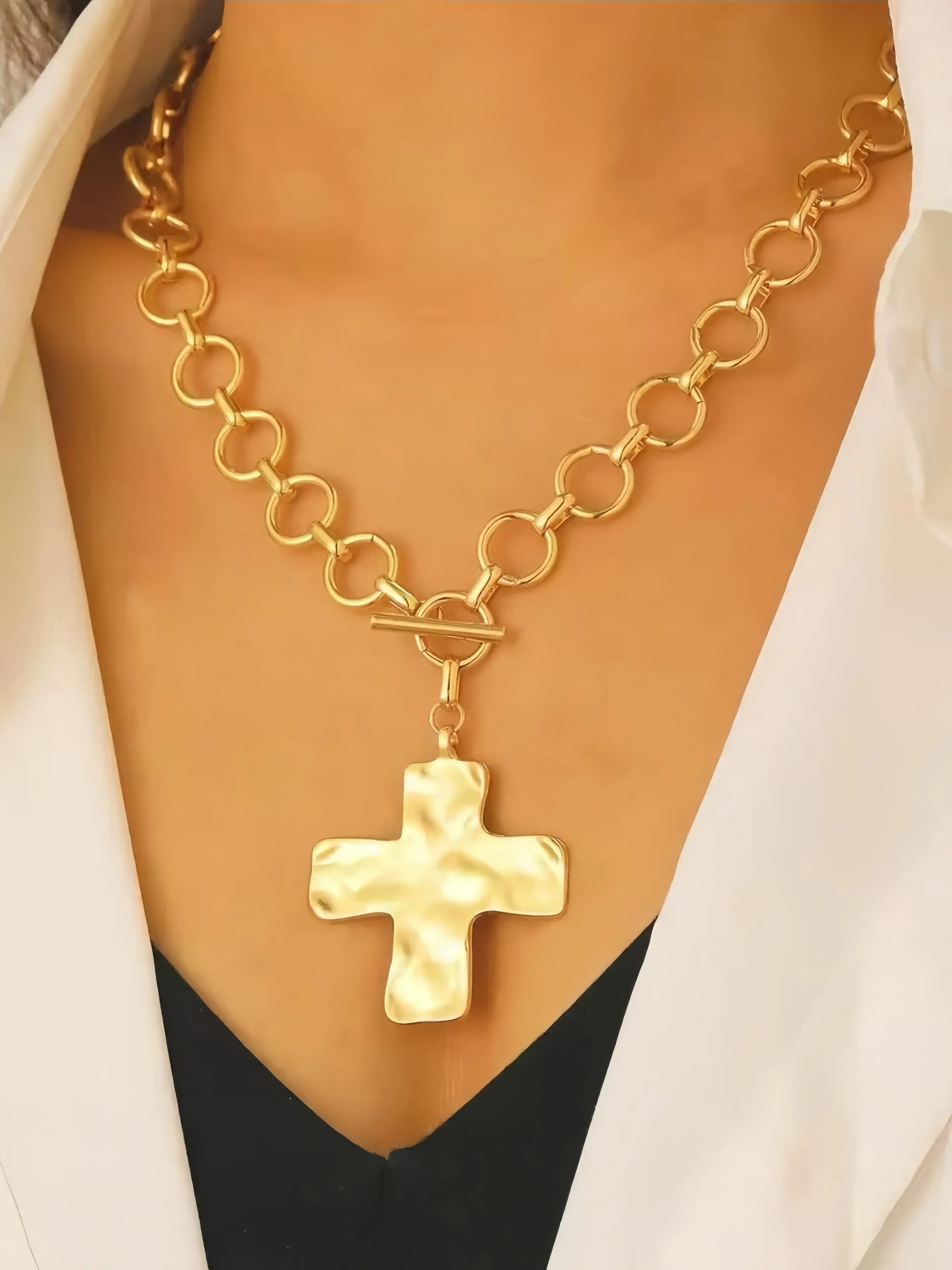Vintage Simple Hammered Cross Boho Pendant Necklace, 14k Copper Material, Thick Chain, Chunky Necklace, Ideal for Women's Daily and Party Wear Jewelry