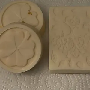 Goat Milk Soaps - Single Soap in Circular & Rectangular Forms, Ideal for Cleansing and Skincare